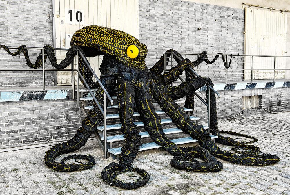 Datenkraken: Wer weiß wirklich alles über dich?